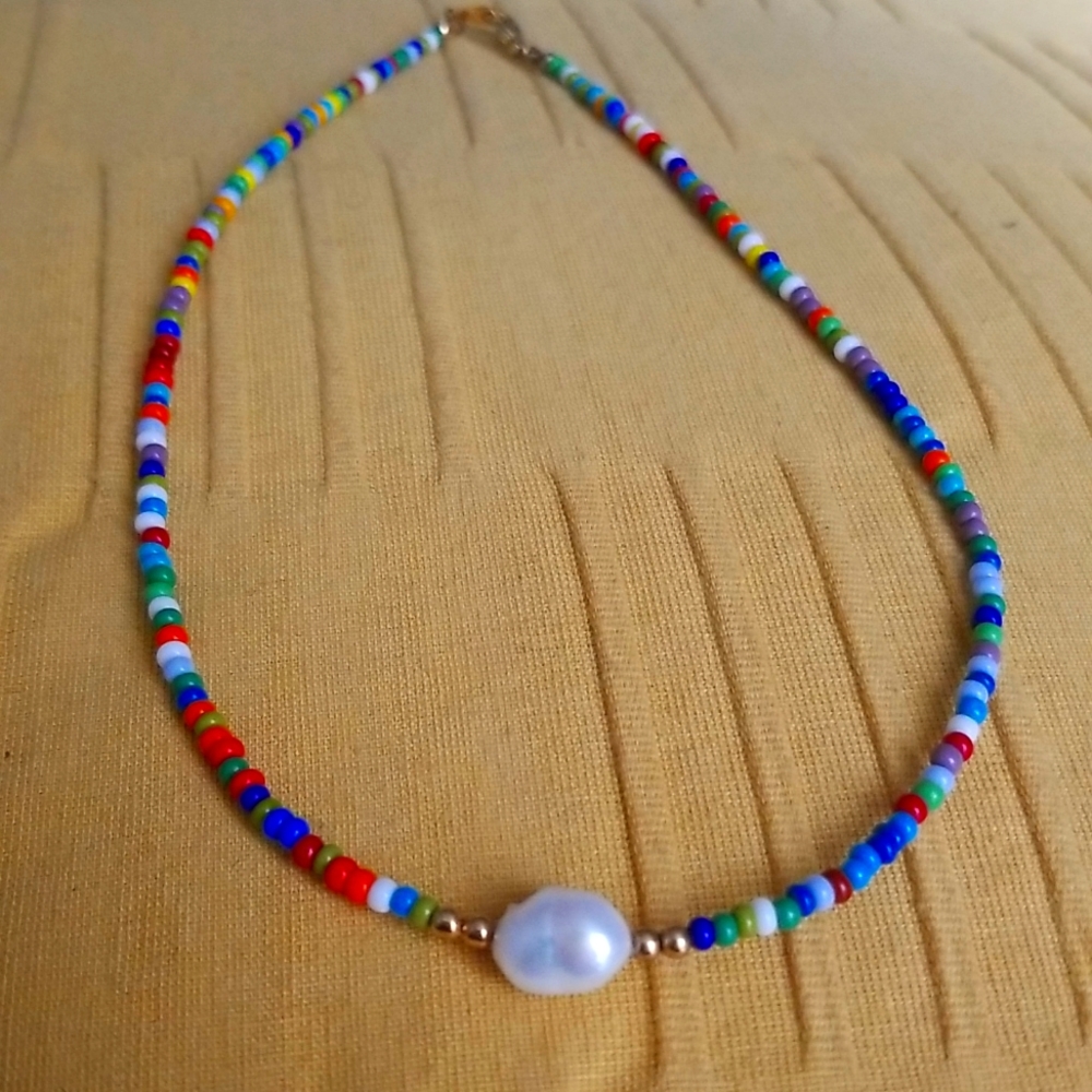 2 Necklaces - Picture 3 of 3